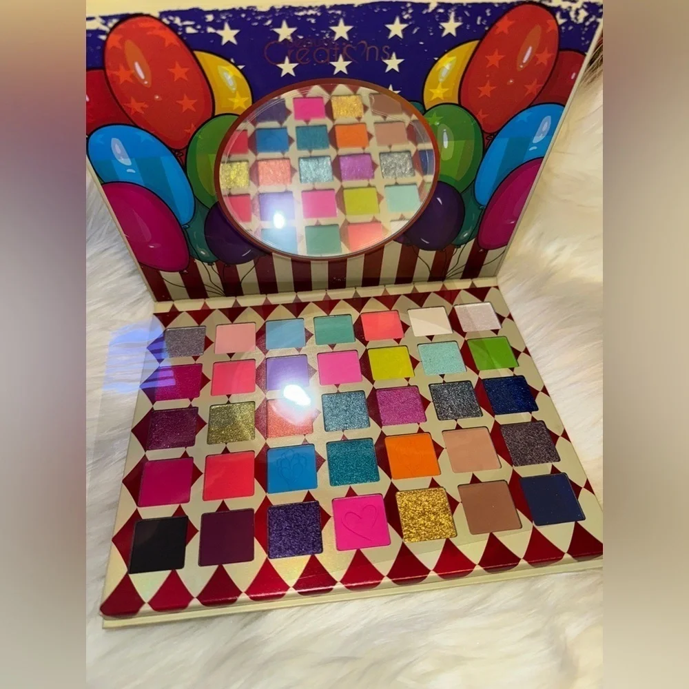 Beauty Creation-  Remi Circus Clown- Eyeshadow Palette